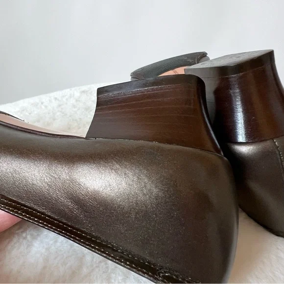 Salvatore Ferragamo leather shoes size 6.5